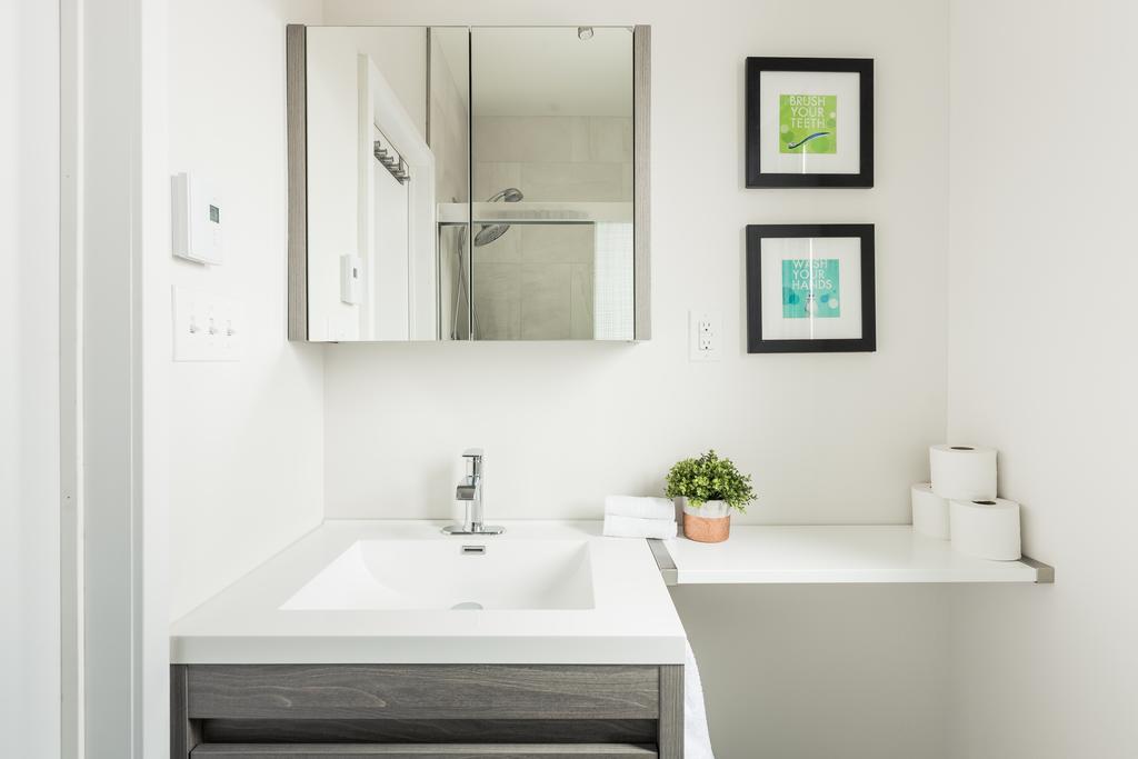 Mtlvacationrentals-The Mtlvr Kisses Montréal Eksteriør bilde